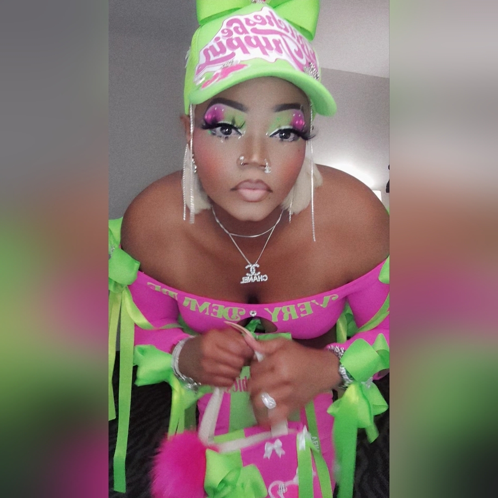 Neon Pink & Neon Green Fit